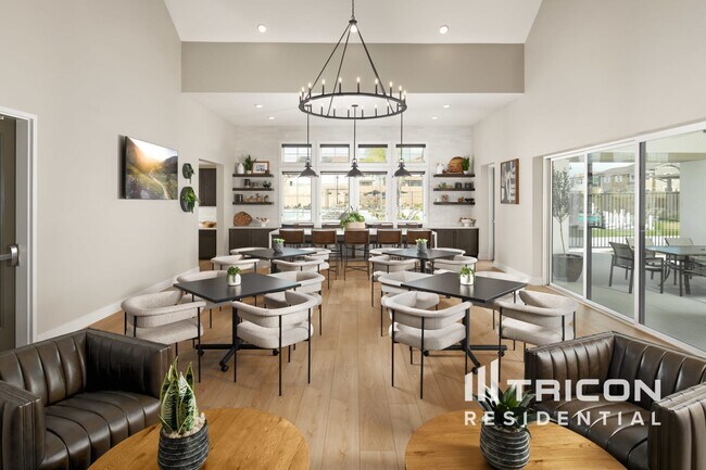 Building Photo - 31667 Hans Dr