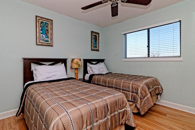 Building Photo - Furnished 2BR/2BA on Hilton Head - Hilton Head Resort Community - Available Now