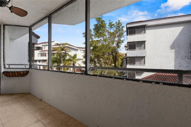 Building Photo - 8255 SW 152nd Ave