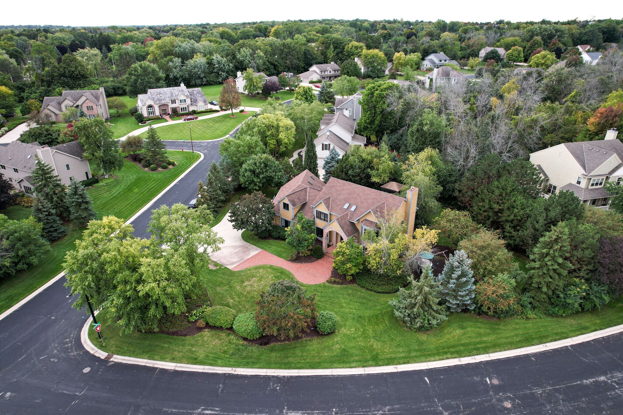 Building Photo - N53W16142 Waldens Pass