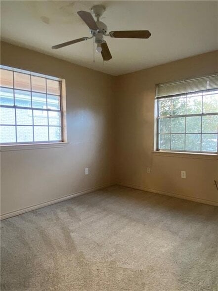 Building Photo - 4825 Jasper St