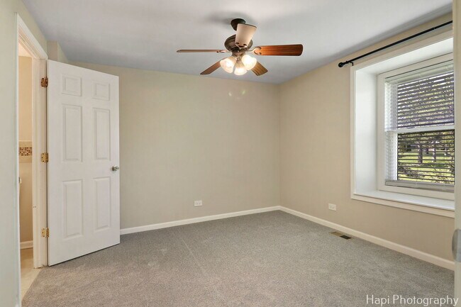Building Photo - 2336 Old Kings Ct