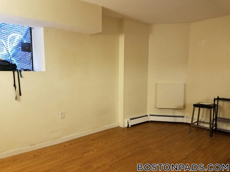 Building Photo - 59 S Huntington Ave