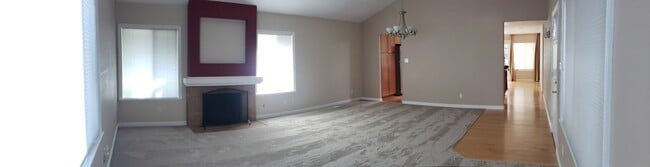 Building Photo - Charming 3BR/2BA Single-Family Home in Desirable Pleasanton Neighborhood!