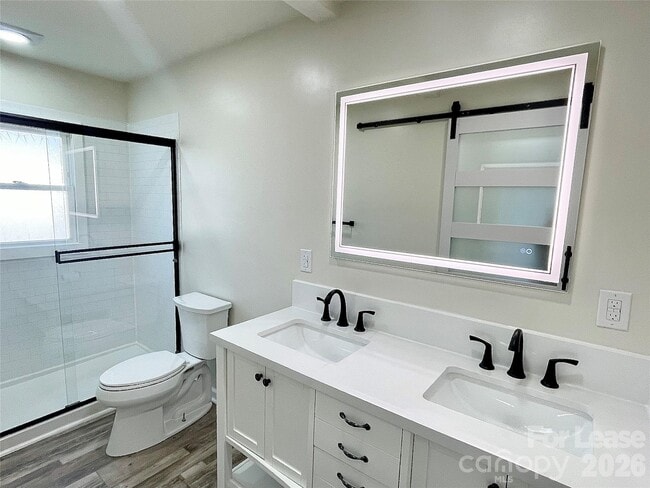 Building Photo - 1475 Oakland Rd