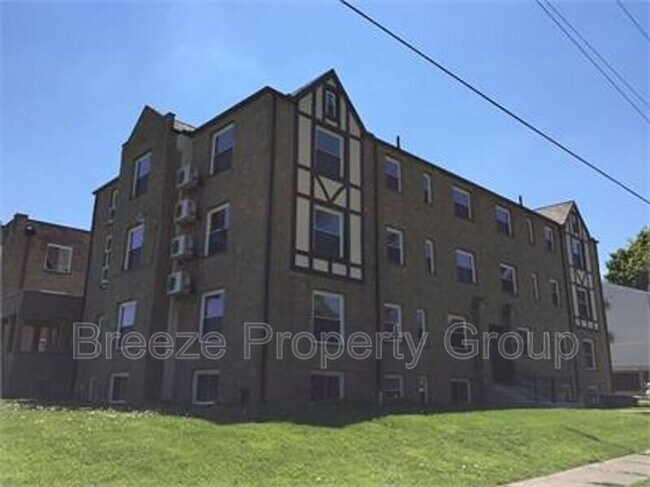 Building Photo - 2356 Torrey Hill Dr