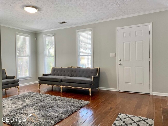 Building Photo - 3465 Madison St