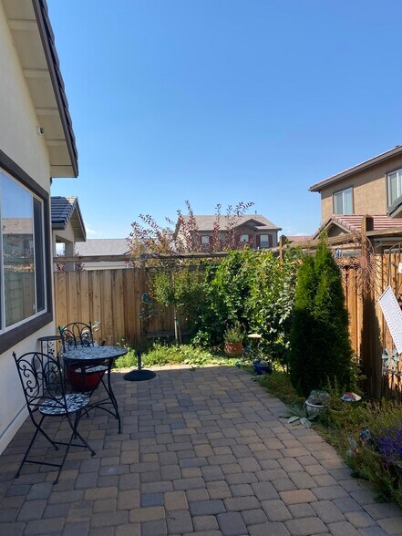 Building Photo - 6526 Angels Orchard Dr