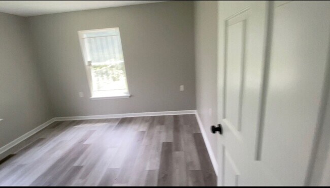 Building Photo - Charming 3BR House in Atlanta