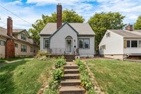 Building Photo - 448 Buckingham Ave