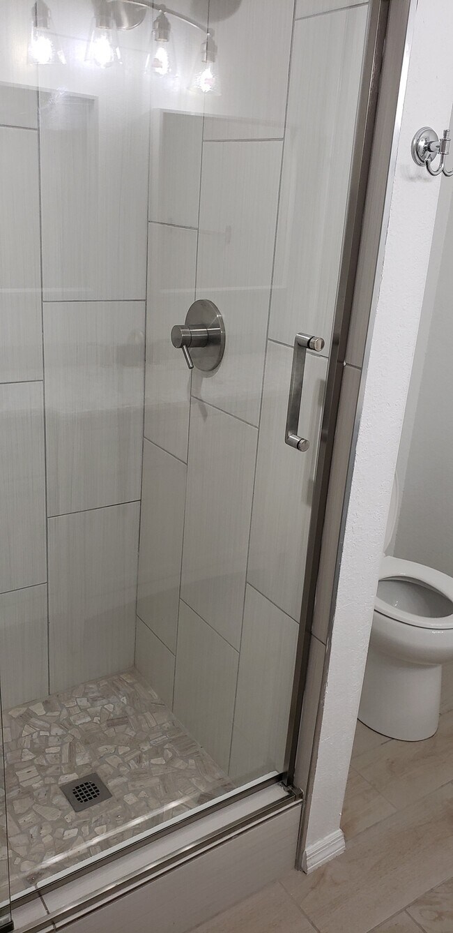 Building Photo - Trails at Scottsdale! Updated patio home with multiple patios