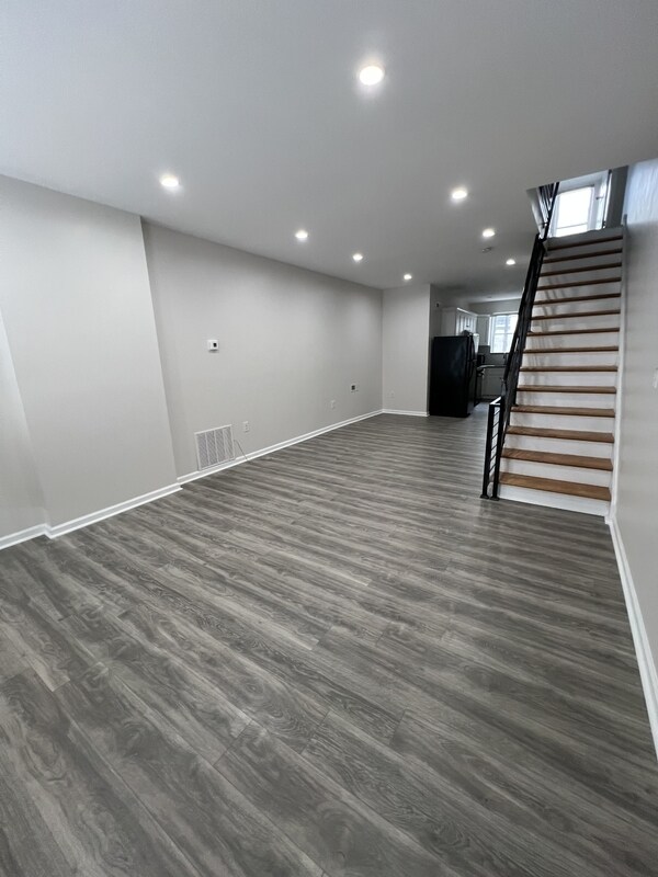 Building Photo - 1721 Fernon St