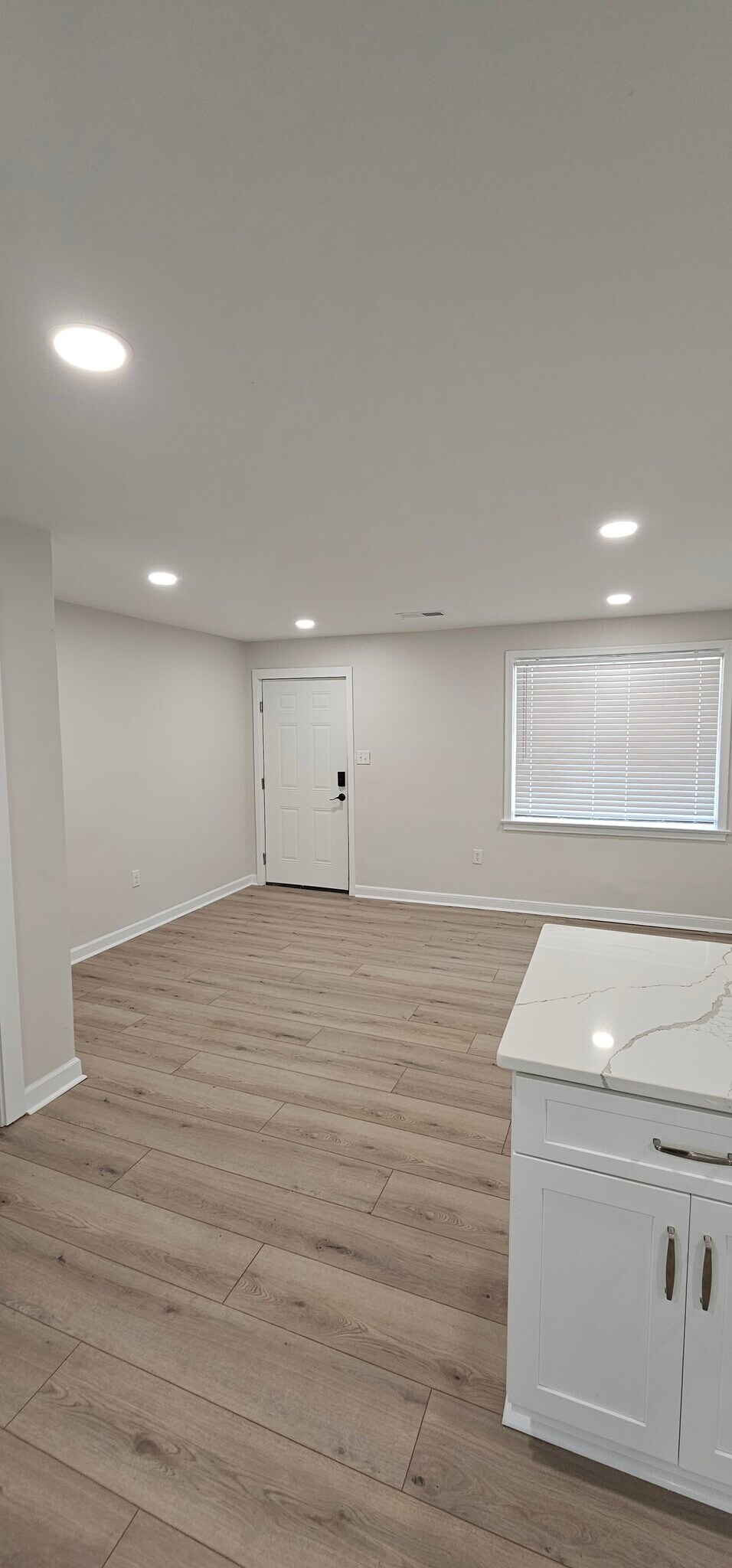 Building Photo - 3820 Montgomery Ave