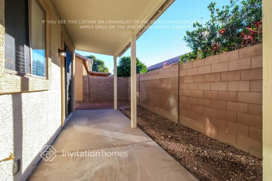 Building Photo - 8943 E Calypso Ave