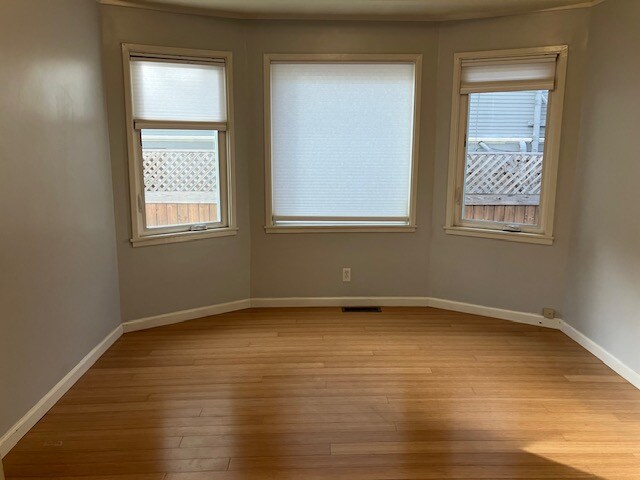 Building Photo - 485 36th St