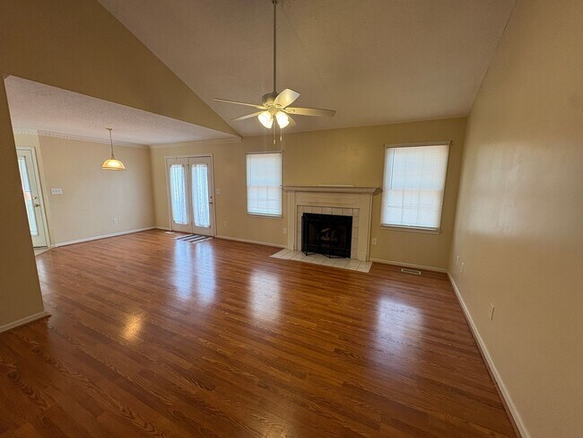 Building Photo - 10 Fortson Way