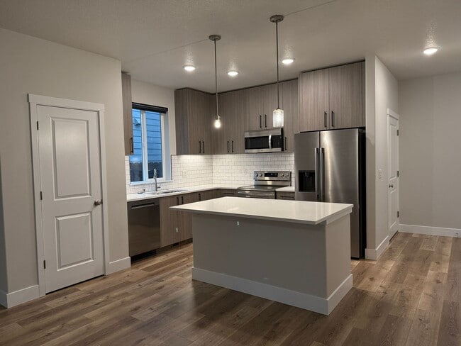 Building Photo - Beautiful Three Bedroom New Construction Home For Rent