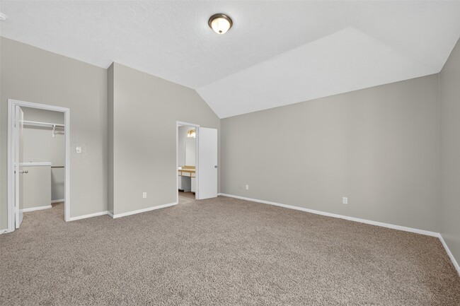 Building Photo - 1826 Oak Valley Dr