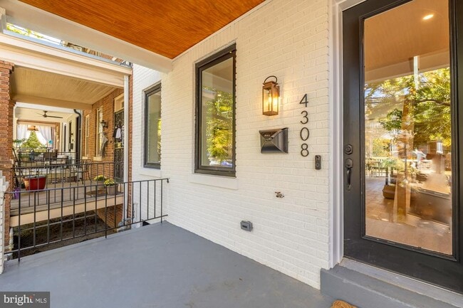 Building Photo - 4308 4th St NW