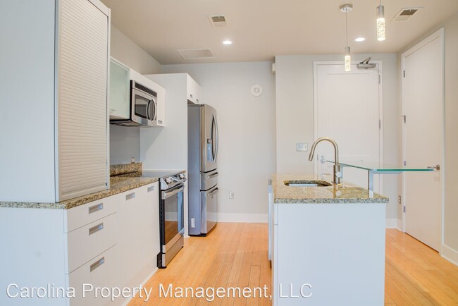 Primary Photo - 2 br, 2.5 bath House - 1133 Metropolitan A...