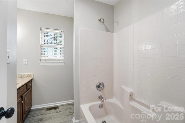 Building Photo - 3514 Deertrack Ln