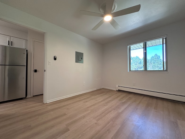 Building Photo - 1612 Garfield Ave