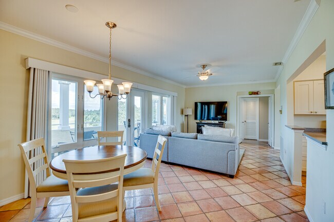 Building Photo - 5060 Harmony Cir