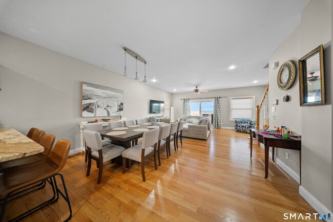 Building Photo - 60 Hawthorne St