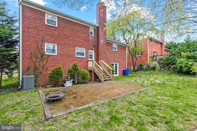 Building Photo - 6217 Stoneham Rd