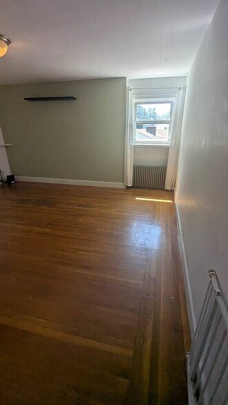 Building Photo - 60 Longue Vue Ave