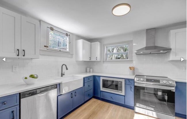 Building Photo - 23 Mulberry St