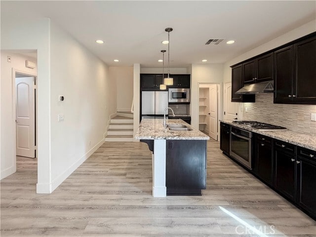 Building Photo - 408 Tapia Ln