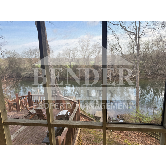 Building Photo - 178 McClary Dr