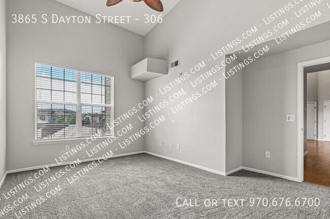 Building Photo - 3865 S Dayton St