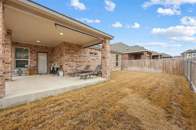 Building Photo - 12529 Hallstatt Dr