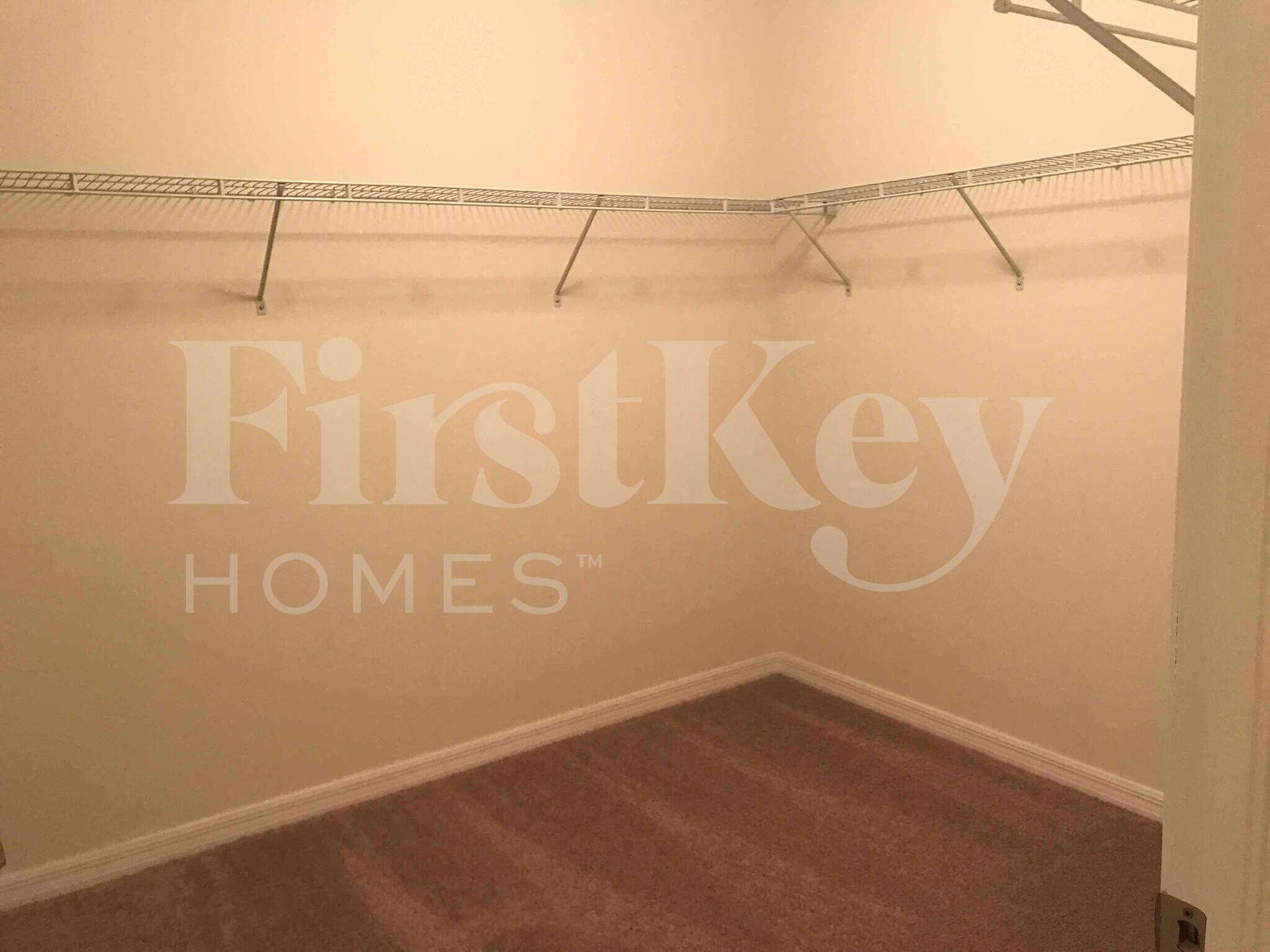 Building Photo - 1609 SW 25th Ln