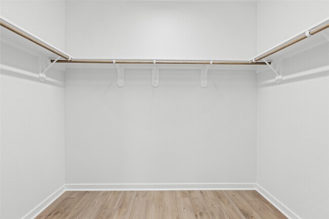 Building Photo - 8119 Danson Ln