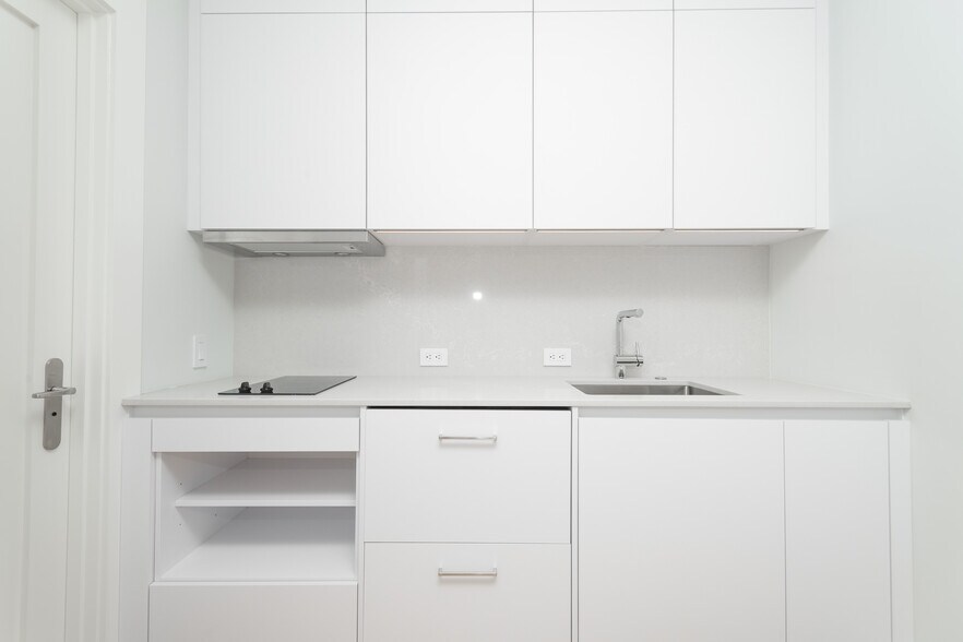 Building Photo - 461 Massachusetts Ave