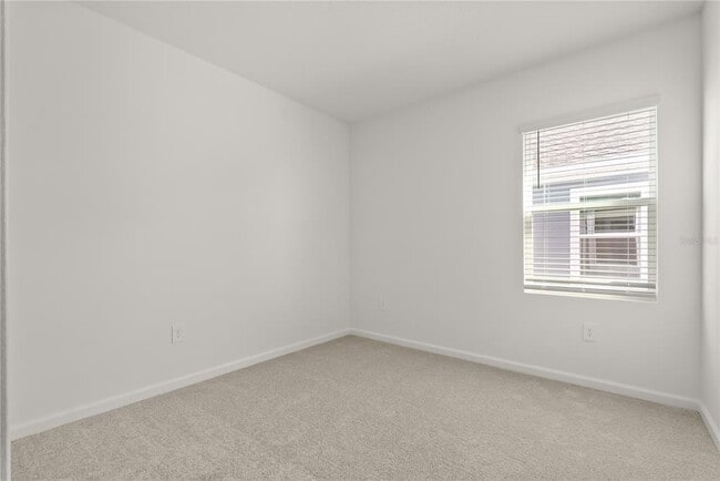 Building Photo - 2989 Namaste Dr