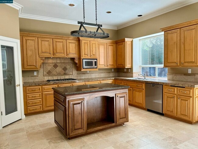 Building Photo - 5179 Keller Ridge Dr