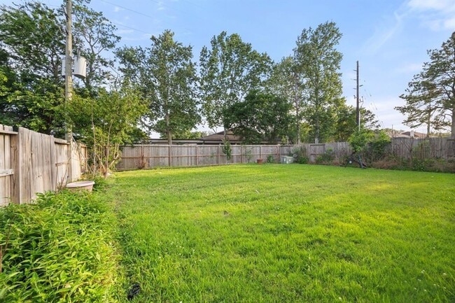 Building Photo - 8506 Regalbrook Dr