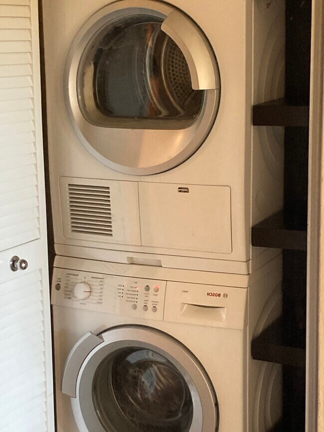 In unit Washer Dryer - 6400 Christie Ave