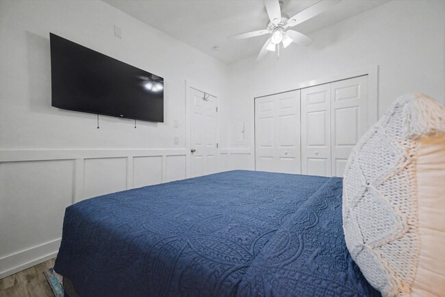 Building Photo - 711 E Gulf Blvd