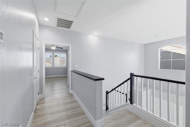 Building Photo - 972 Prestwick St