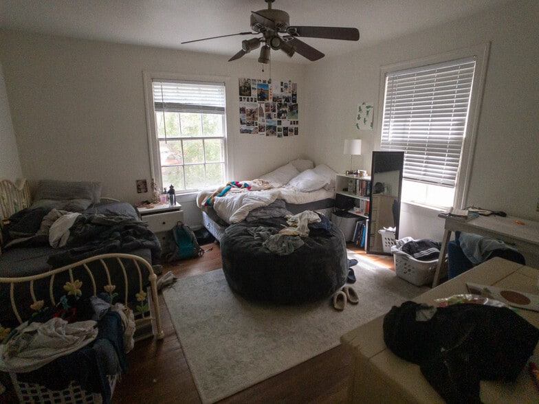 Building Photo - 2309 Shoal Creek Blvd