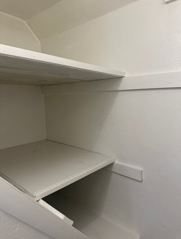 Building Photo - 13 King St