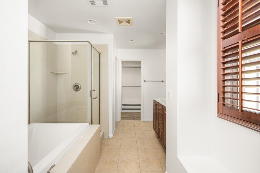 Building Photo - 89 Keepsake