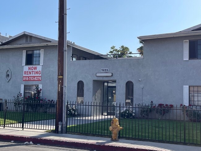 Primary Photo - 5655 Klump Ave