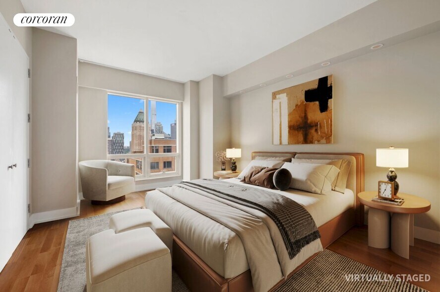 Building Photo - 350 W 42nd St