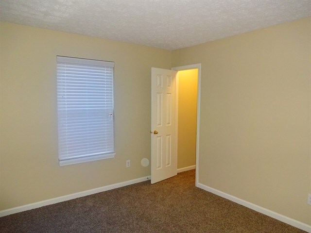 Building Photo - 11730 Sinclair Dr